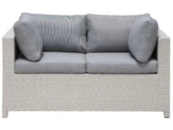 Lounge Set Rattan Hellgrau 4-Sitzer Auflagen Grau MILANO 12 Lounge Set Rattan Hellgrau 4-Sitzer Auflagen Grau MILANO -Beliani Verkaufsgeschäft undef src sa picid 745261 type whitesh image