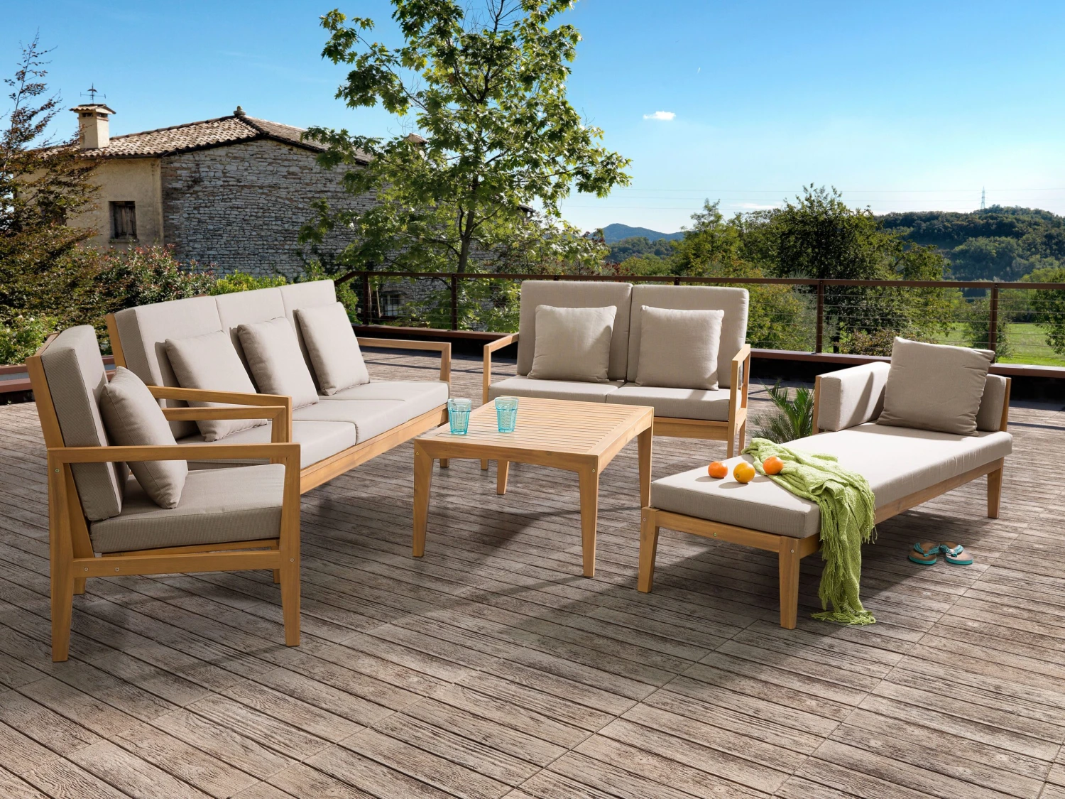 Lounge Set Zertifiziertes Holz Hellbraun 7-Sitzer Auflagen Grau PATAJA 2 Lounge Set Zertifiziertes Holz Hellbraun 7-Sitzer Auflagen Grau PATAJA – Bild 2