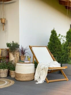 Liegestuhl Akazienholz Hellbraun Textil Beige ANZIO 18 Liegestuhl Akazienholz Hellbraun Textil Beige ANZIO -Beliani Verkaufsgeschäft undef src sa picid 811095 type whitesh image