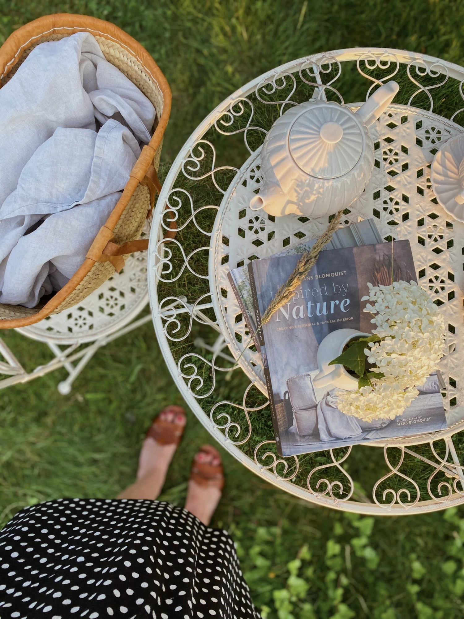 Balkonset Beige 2 Stühle Klapptisch Metall TRIESTE – Bild 6