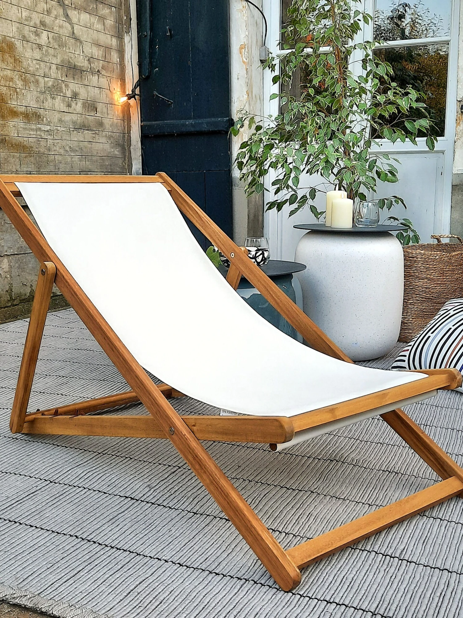 Liegestuhl Akazienholz Hellbraun Textil Beige ANZIO 10 Liegestuhl Akazienholz Hellbraun Textil Beige ANZIO – Bild 10
