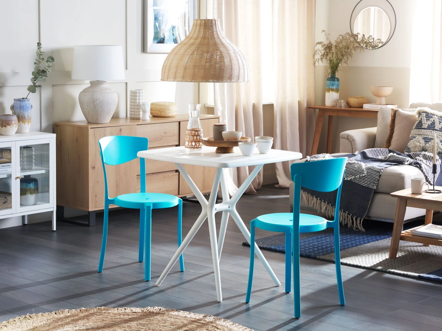 Balkonset Kunststoff Weiß / Blau 2 Stühle SERSALE / VIESTE 3 Balkonset Kunststoff Weiß / Blau 2 Stühle SERSALE / VIESTE – Bild 3