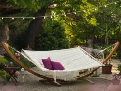 Hängematte Mit Gestell Lärchenholz Dunkelbraun / Beige TREVISO 16 Hängematte Mit Gestell Lärchenholz Dunkelbraun / Beige TREVISO -Beliani Verkaufsgeschäft undef src sa picid 827419 type whitesh image