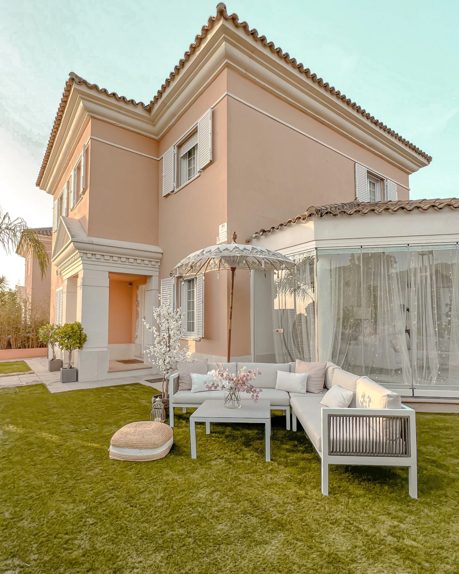 Lounge Set Aluminium Weiß 4-Sitzer Linksseitig Auflagen Beige BORELLO 10 Lounge Set Aluminium Weiß 4-Sitzer Linksseitig Auflagen Beige BORELLO – Bild 10