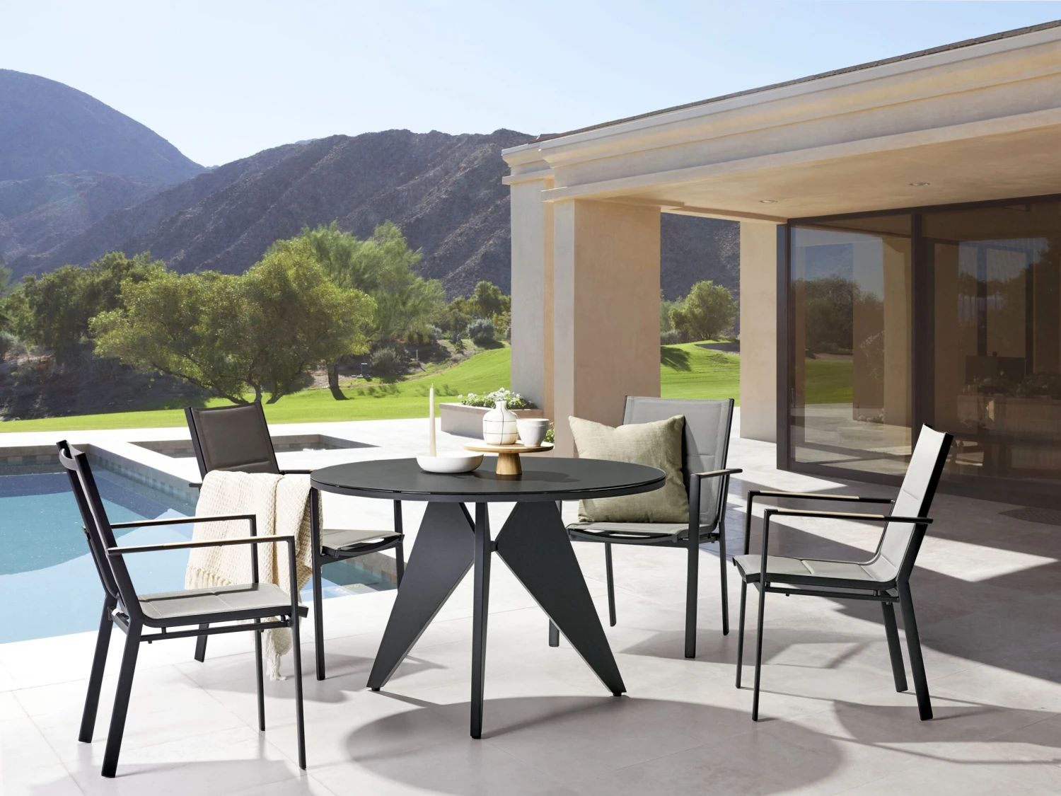 Gartenmöbel Set Aluminium Schwarz / Grau 4-Sitzer OLMETTO/BUSSETO – Bild 2