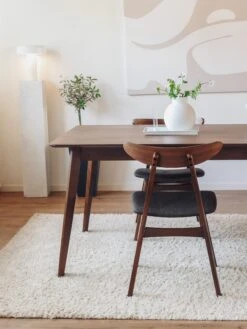 Esstisch Dunkler Holzfarbton Verschiedene Größen MADOX 18 Esstisch Dunkler Holzfarbton Verschiedene Größen MADOX -Beliani Verkaufsgeschäft undef src sa picid 849622 type whitesh image